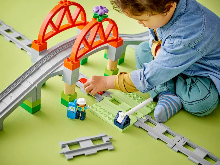 10426 Train Bridge and Tracks Expansion Set