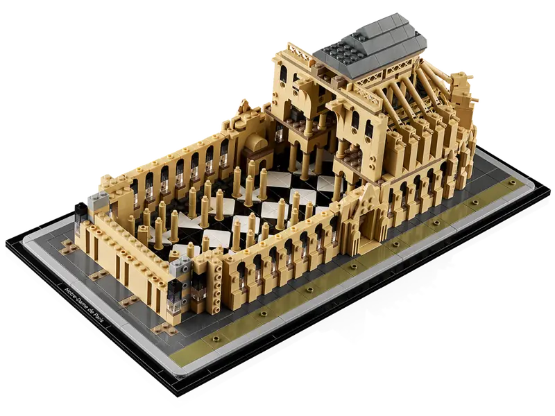 21061 Notre-Dame de Paris