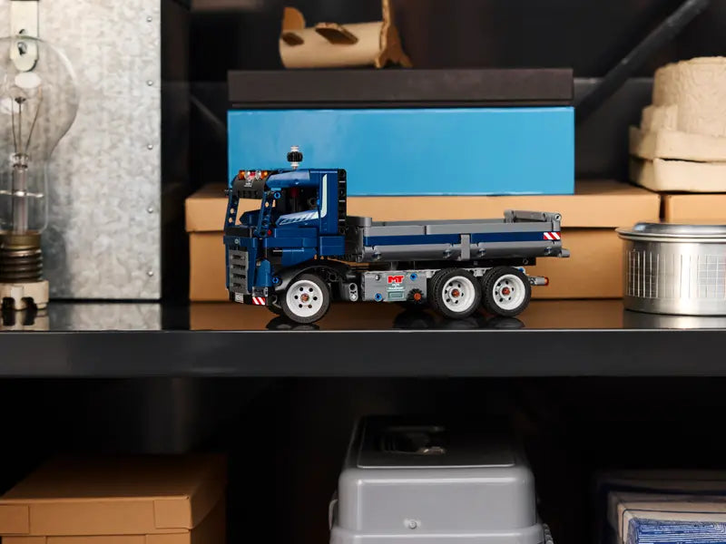 42203 Tipping Dump Truck