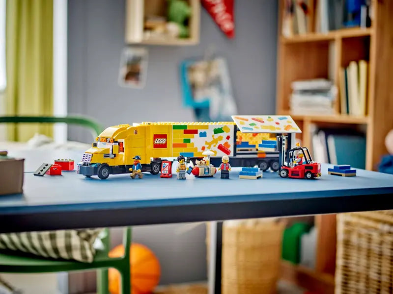 60440 Yellow Delivery Truck