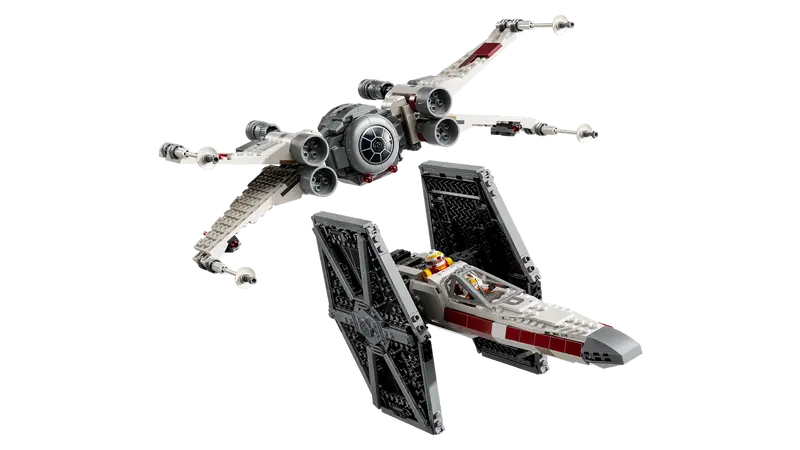 75393 TIE Fighter & X-Wing Mash-up