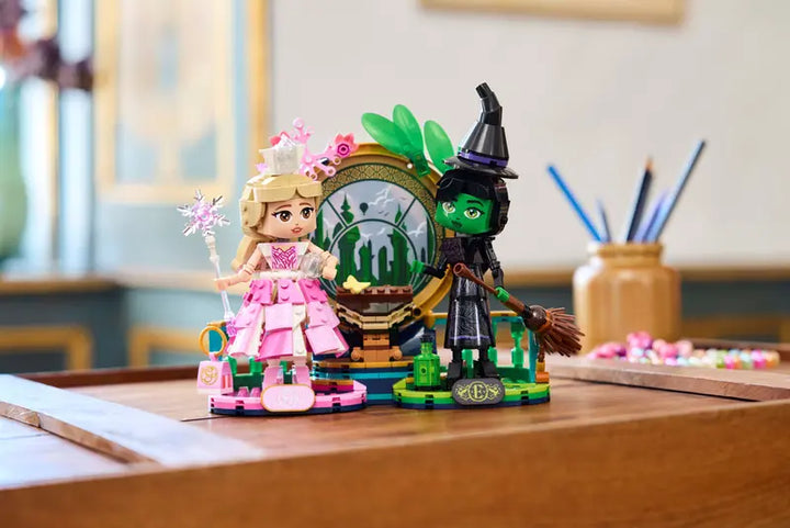 75682 Elphaba & Glinda Figures