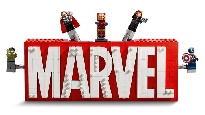 76313 MARVEL Logo & Minifigures